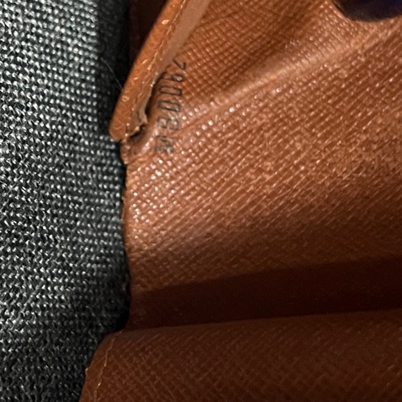 Louis Vuitton Vintage Long Wallet - Picture 9 of 9